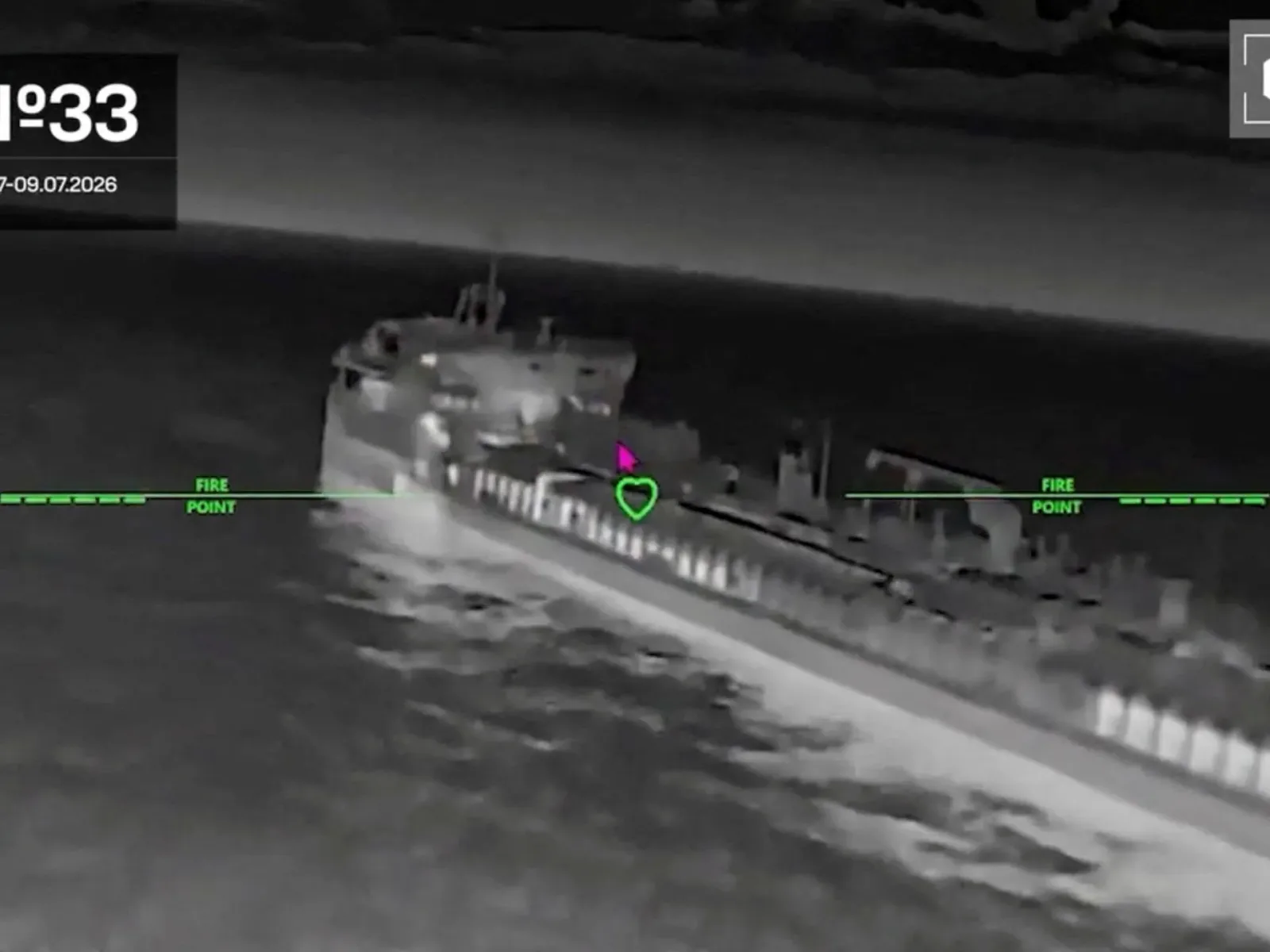 Nave rusești în Marea Azov, afectate de atacuri cu drone.