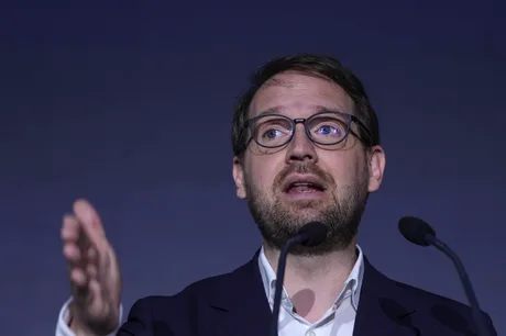 Dominic Fritz discutând despre procesul cu ANI și conflictul de interese.