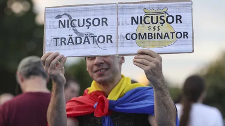 Protestatari în Piața Victoriei cer justiție independentă și răspunsuri de la autorități.