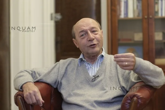 Traian Băsescu discută despre blocajul politic din România.
