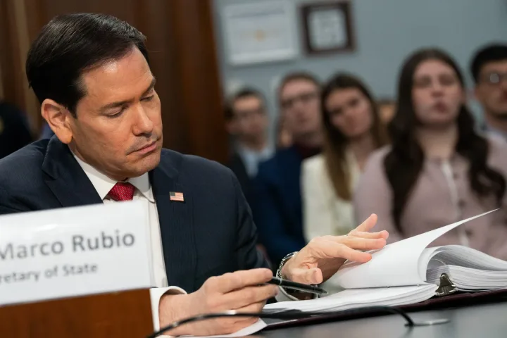 Marco Rubio discutând despre Starlink și implicațiile sale în Ucraina.
