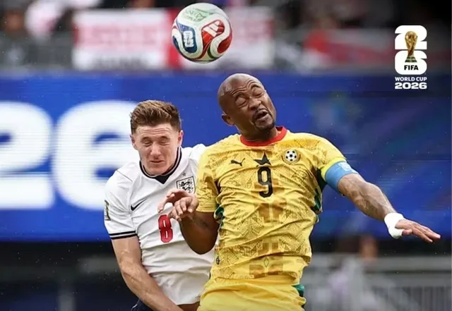 Meci intens între Anglia și Ghana, cu ocazii ratate de ambele echipe.