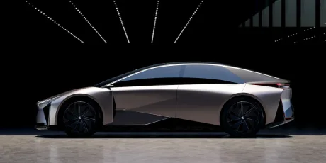 Sedanul electric Lexus LF-ZC a fost anulat din cauza cererii scăzute.