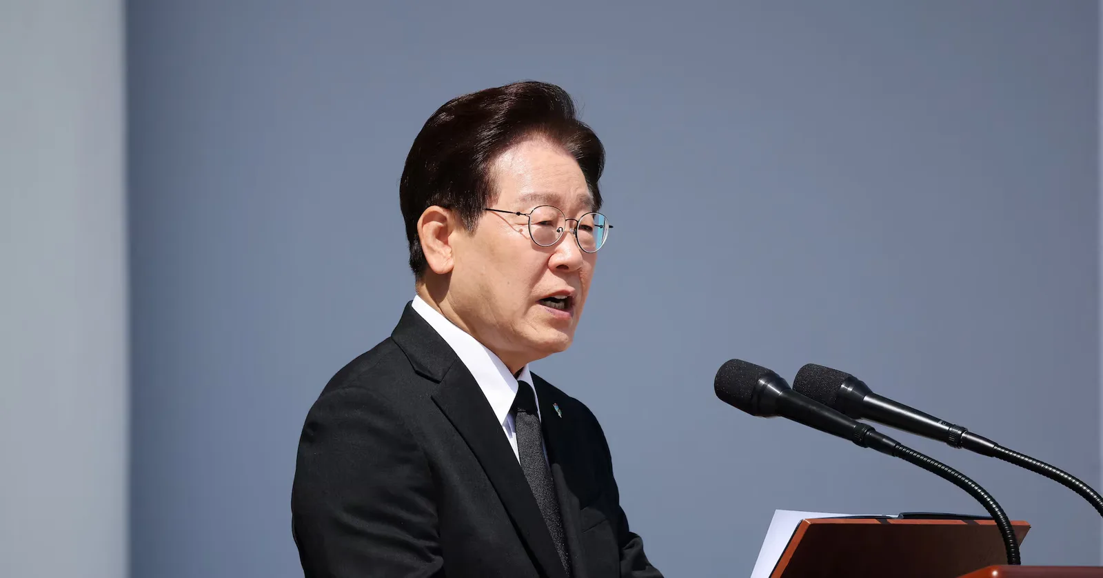 Președintele Lee Jae Myung discută despre investiții în tehnologia AI.