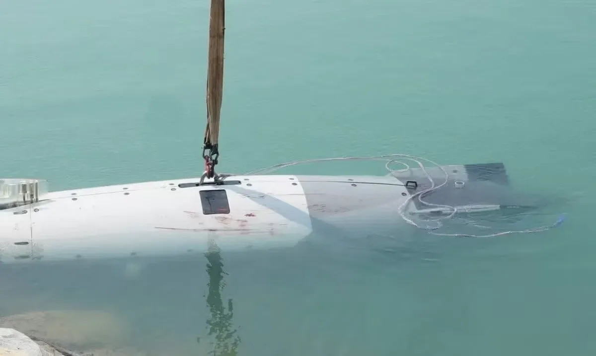 Dronă submarină americană capturată în Strâmtoarea Hormuz de Gărzile Revoluționare iraniene.