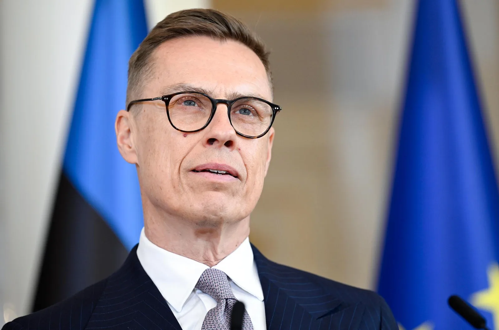Președintele Finlandei discută despre securitatea europeană și Ucraina.