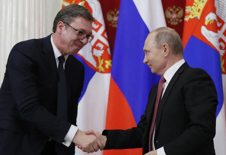 Aleksandar Vucic și Vladimir Putin discută despre acordul de gaze al Serbiei.