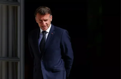 Emmanuel Macron discută despre securitatea navigației în Strâmtoarea Ormuz.