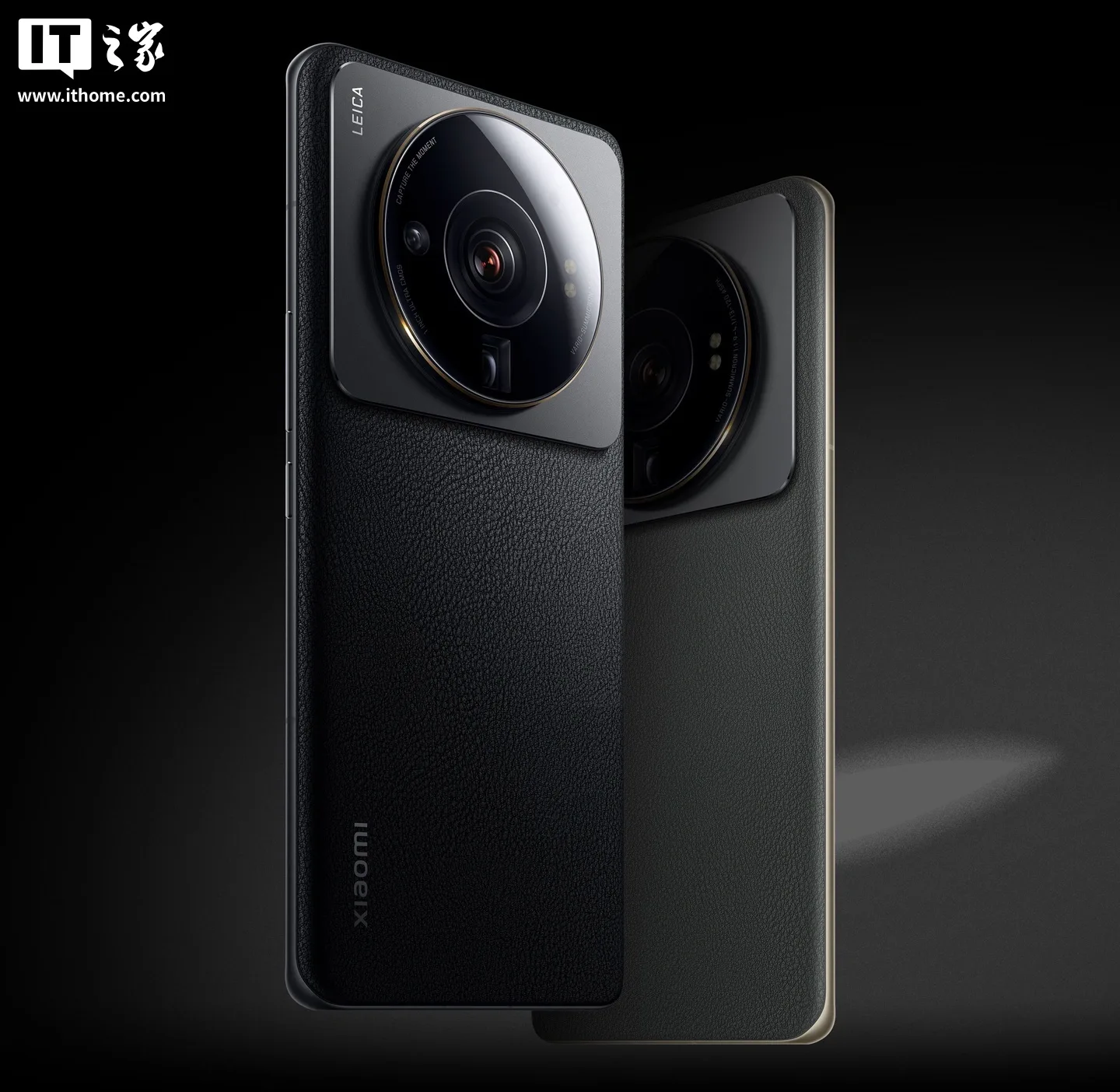 Xiaomi 12S Ultra, un smartphone elegant cu design modern și cameră avansată.