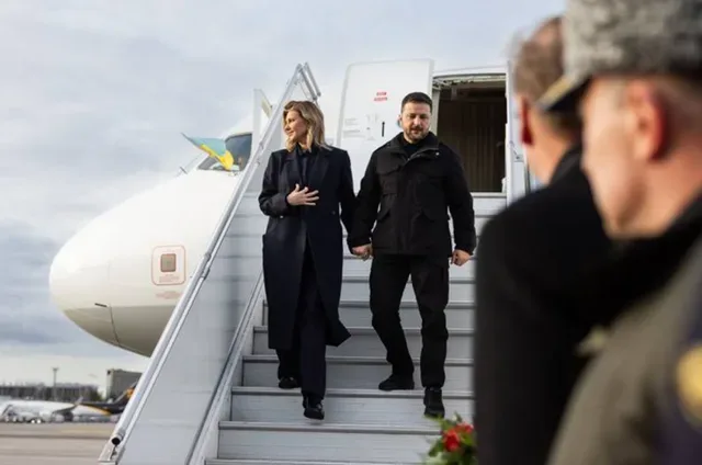 Zelenski și soția sa sosesc la Summitul B9 de la București.