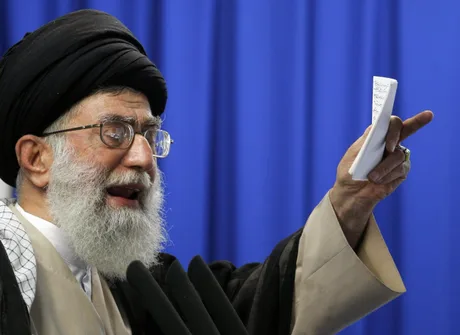 Liderul iranian Ali Khamenei în timpul unei declarații publice importante.