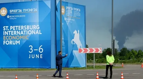 Zelenski discută despre atacurile cu drone în Sankt Petersburg, în contextul Forumului Economic.