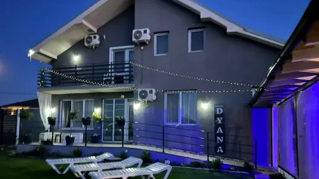 Vila Dyana, construită pe terenuri gratuite, utilizată pentru turism.