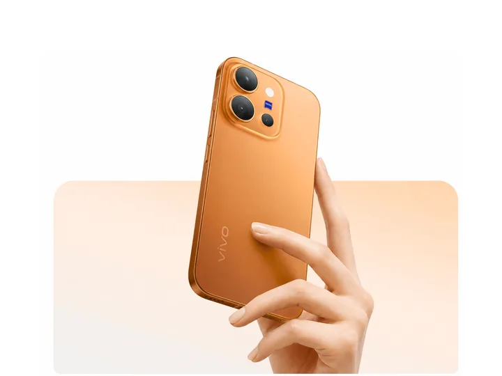 Smartphone Vivo X300 E cu design elegant și camere avansate Zeiss.