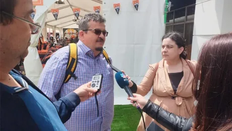 Tiberiu Abraham discutând despre prețurile porcului viu în România.
