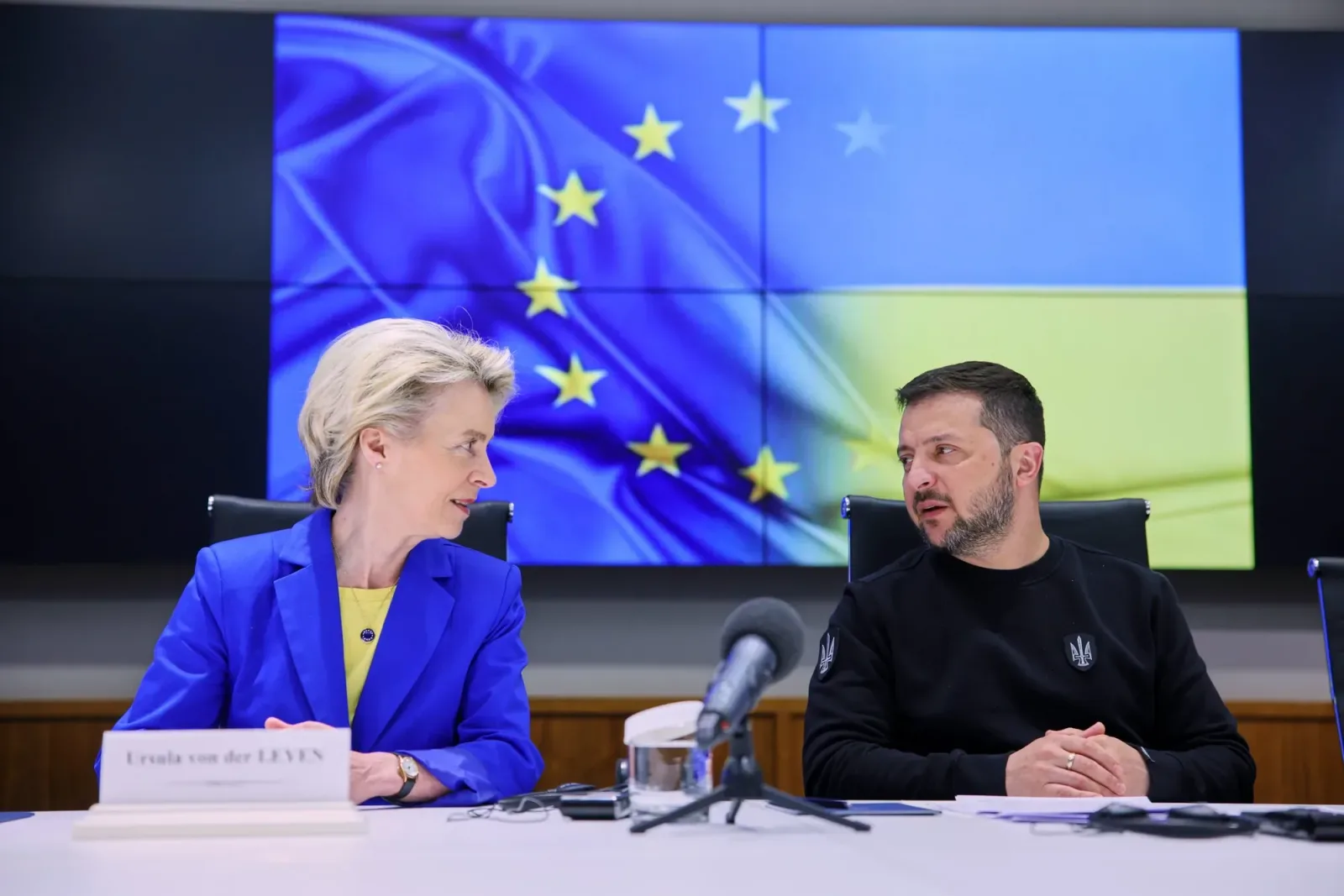 Discuții între lideri europeni și ucraineni despre sancțiuni și sprijin.