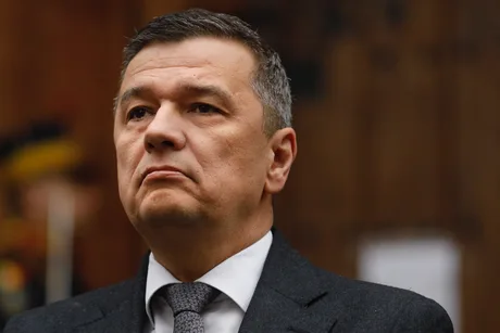 Sorin Grindeanu discută despre protestele fermierilor din Piața Victoriei.