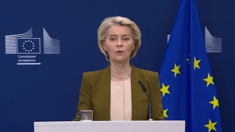 Ursula von der Leyen discutând despre sancțiuni împotriva Rusiei.