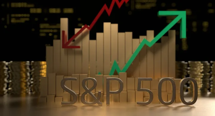 Grafic S&P 500 cu tendințe de creștere și scădere.
