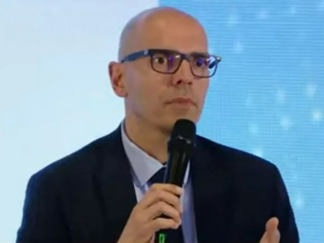 Aurel Bernat discută despre impactul bankingului și energiei în România.