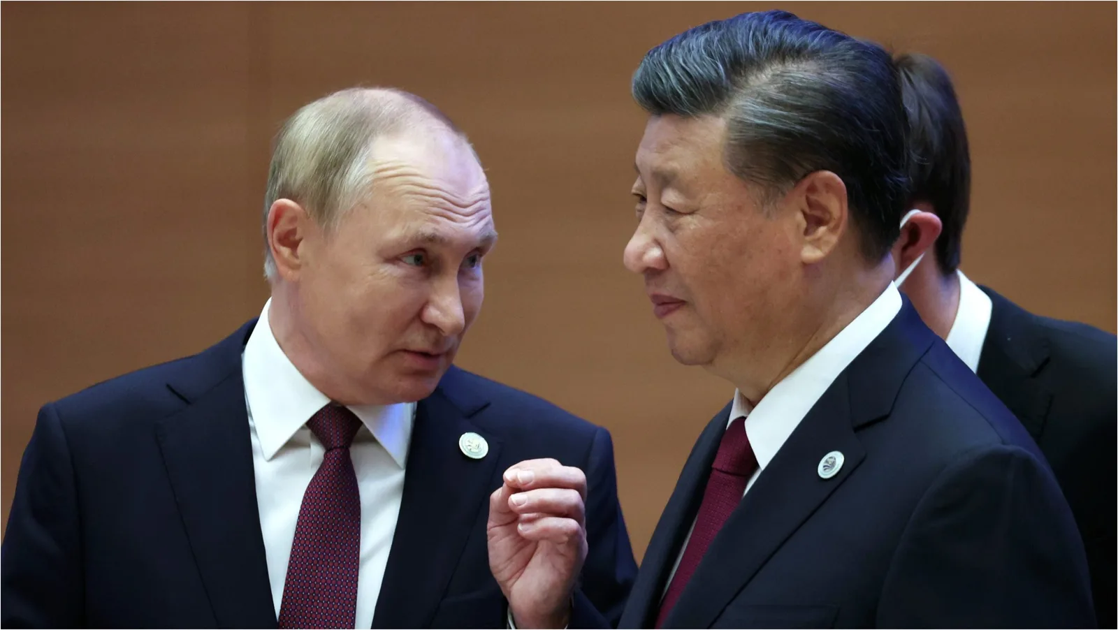 Discuții între liderii Chinei și Rusiei despre influența economică și relațiile comerciale.
