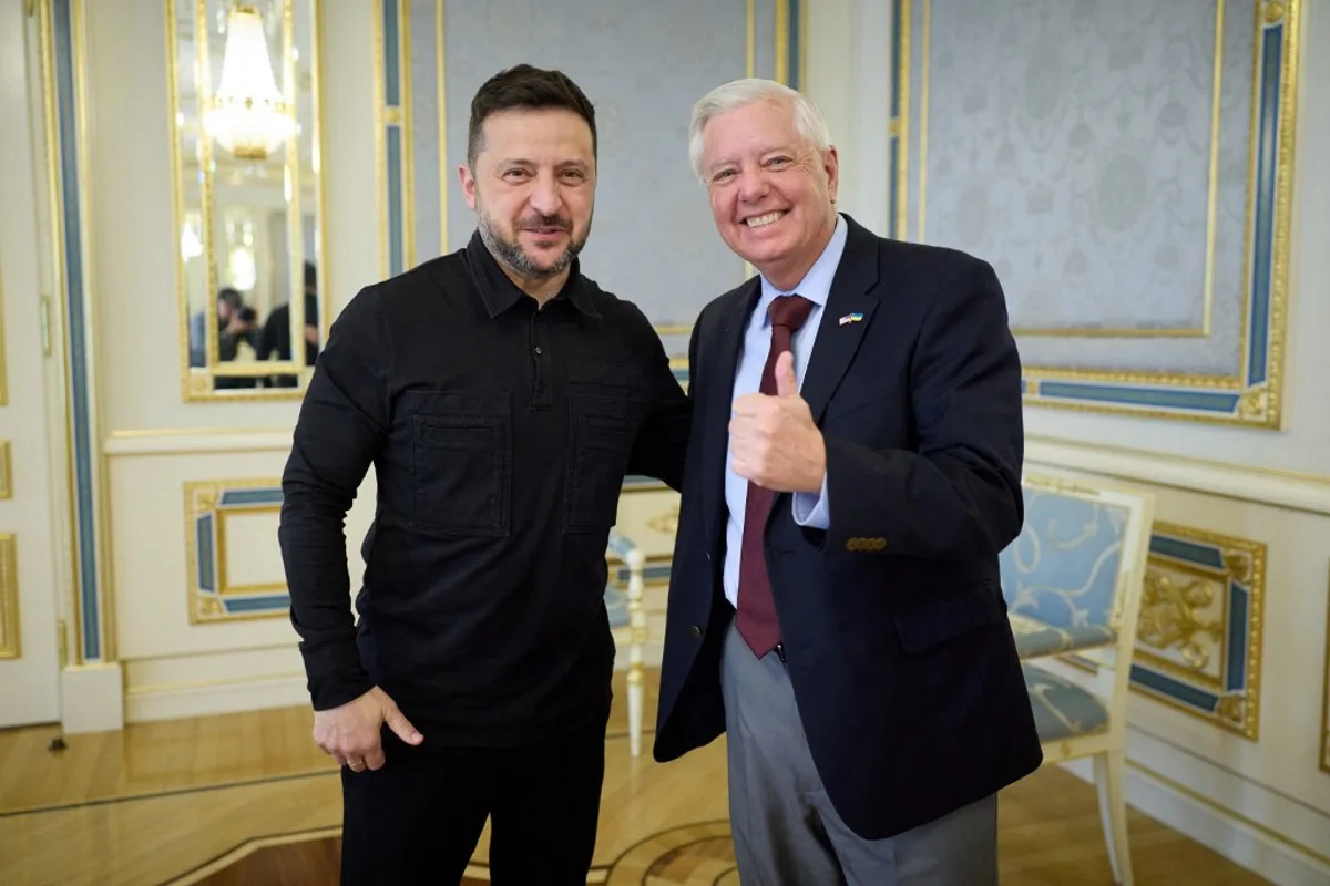 Volodimir Zelenski și Lindsey Graham discutând despre sprijinul pentru Ucraina.