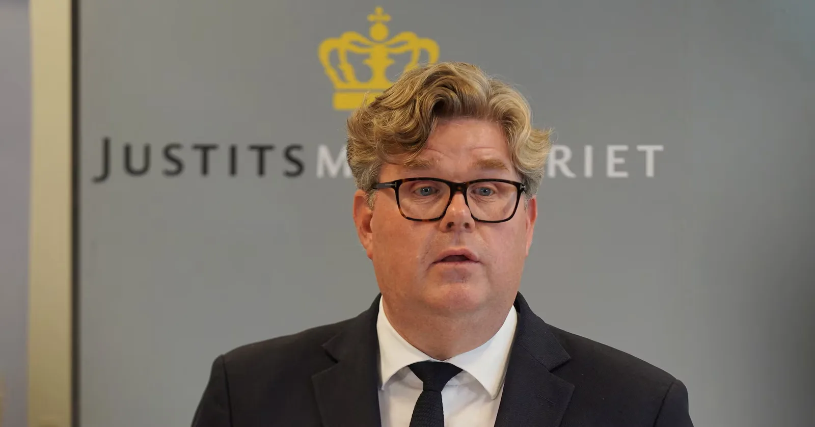 Ministrul Justiției din Suedia discutând despre vârsta răspunderii penale.