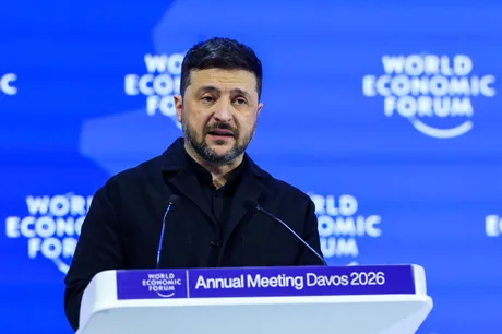 Zelenski susține un discurs la Forumul Economic Mondial, criticând pasivitatea Europei.