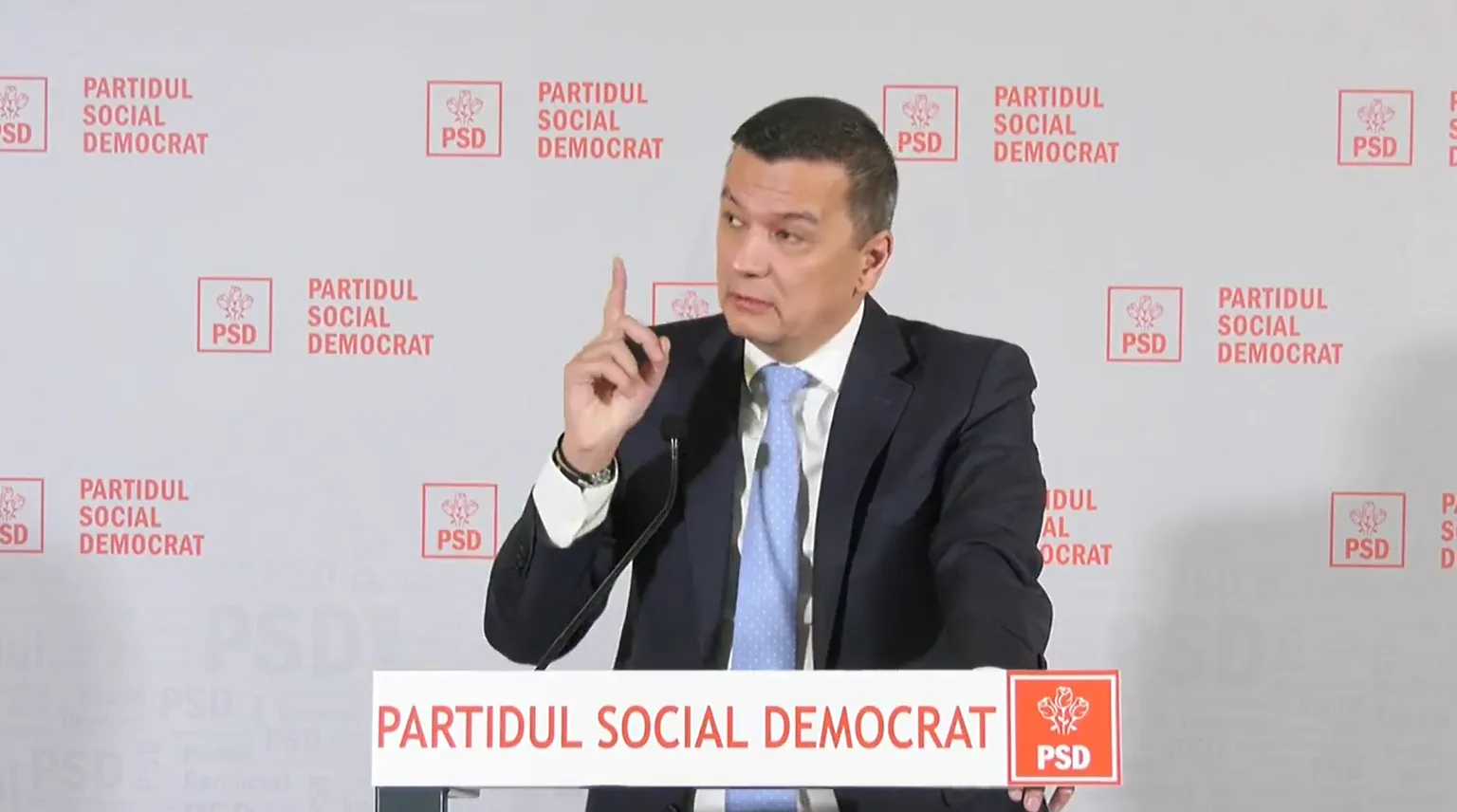 Liderul PSD discută despre reformele administrative și reorganizarea guvernamentală.