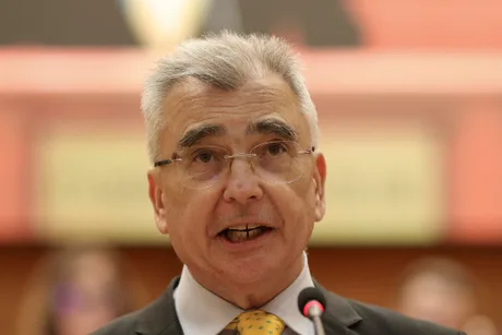 Petrișor Peiu discutând despre negocierile politice și viitorul Guvern.