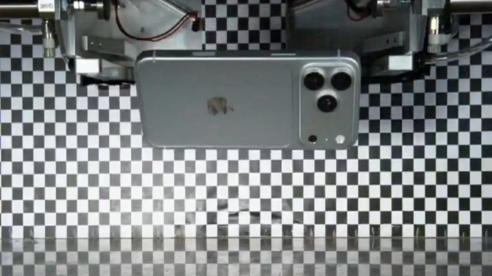 Documente confidențiale despre iPhone 18 Pro expuse în urma unei breșe de securitate.