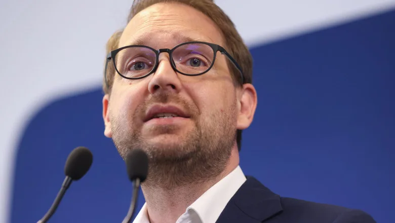 Dominic Fritz discută despre negocierile politice cu Eugen Tomac.
