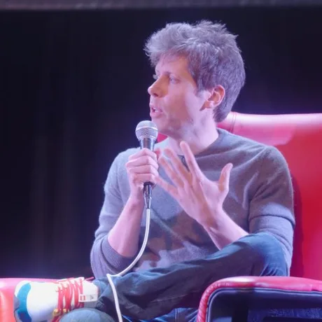 Sam Altman discută despre impactul AI asupra carierelor juniorilor în tehnologie.