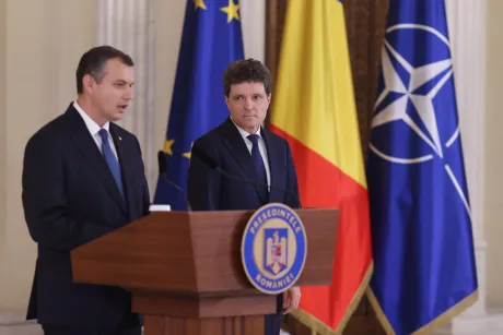 Eugen Tomac discută despre formarea unui nou guvern tehnocrat în România.