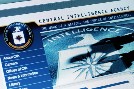 Întârzieri semnificative la plata pensiilor foștilor agenți CIA din cauza plecărilor masive.