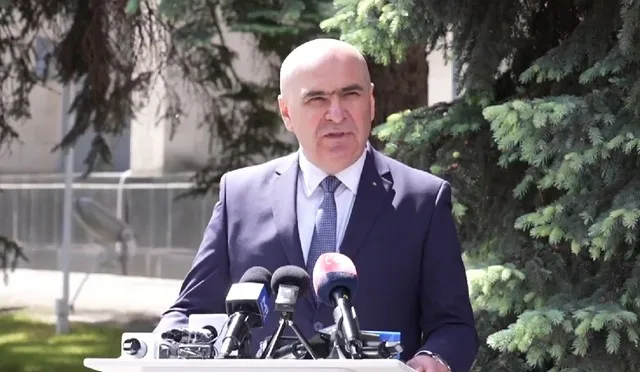 Ilie Bolojan discută despre susținerea guvernului tehnocrat în Parlament.