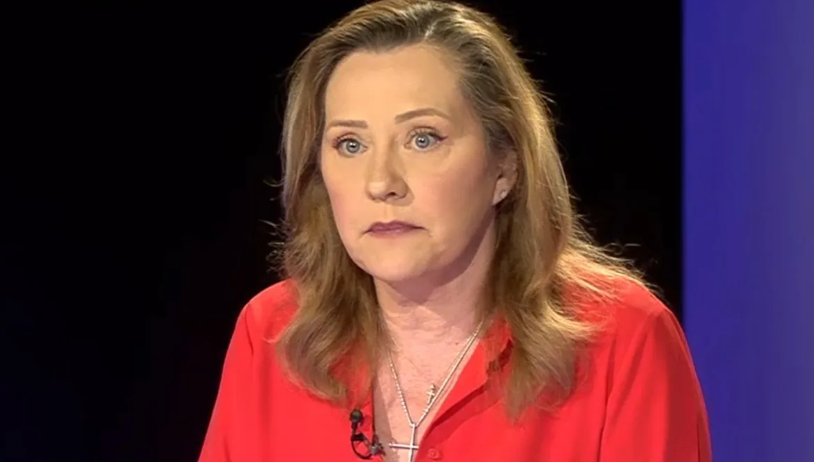 Elena Lasconi discută despre alegeri anticipate și impactul asupra guvernării.