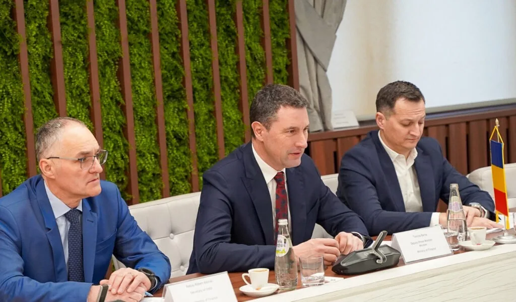 Reuniune pentru discutarea finanțării fotovoltaicelor în agricultură și industrie alimentară.