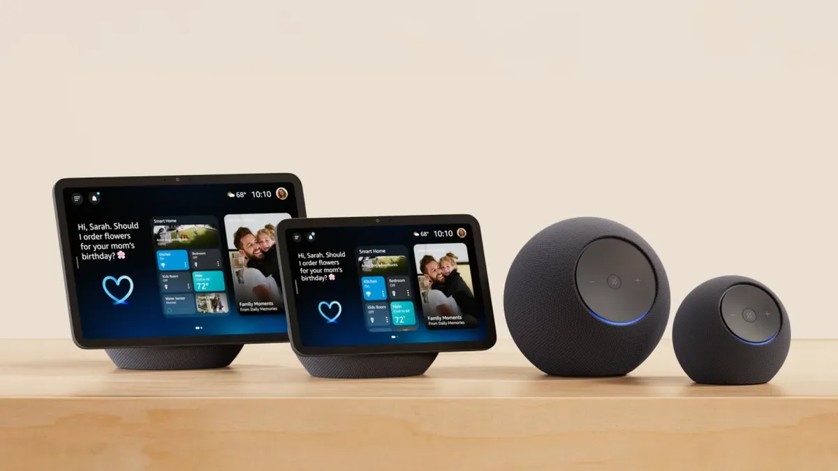 Dispozitive Amazon Alexa+ cu design modern și interfață prietenoasă.