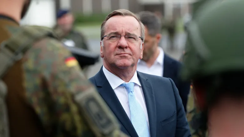 Boris Pistorius discutând despre securitatea Europei și riscurile războiului hibrid.