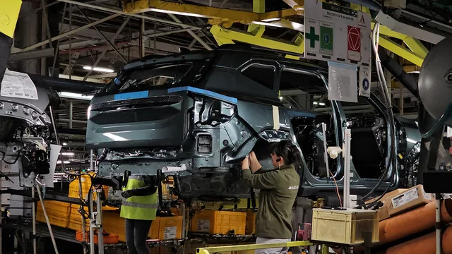 calitate auto, model 2025, rechemare in service - copertă