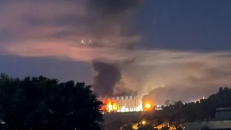 Incendiu la Universitatea Tehnologică din Belgorod, provocat de un atac cu drone.