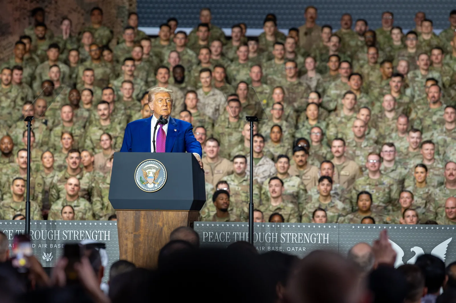 Discursul unui lider în fața soldaților americani în Golful Persic.