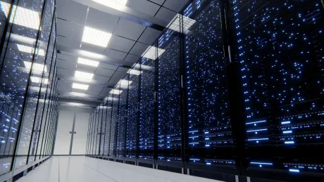 Sistem de servere moderne într-un centru de date, iluminat cu LED-uri albastre.