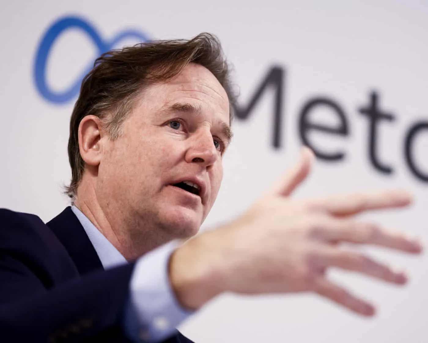 Nick Clegg discutând despre politica Meta și Silicon Valley.