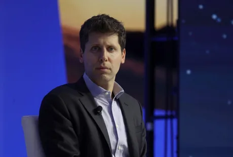Sam Altman în timpul unei conferințe, discutând despre inteligența artificială.