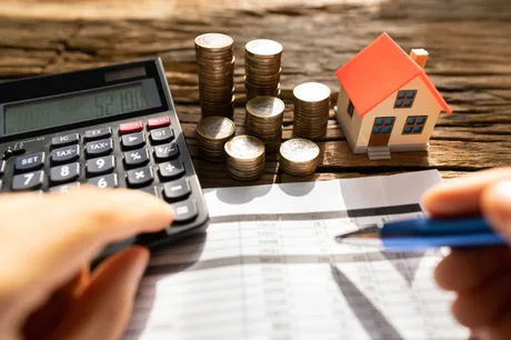 Calcularea costurilor pentru închirierea locuințelor în România.