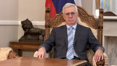 Ambasadorul Rusiei la București, Vladimir Lipaev, în biroul său.