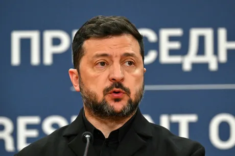 Volodimir Zelenski discutând despre producția sistemelor Patriot în Ucraina.