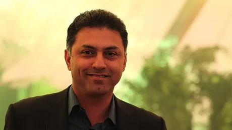 Nikesh Arora discută despre costurile ridicate ale AI în companii.